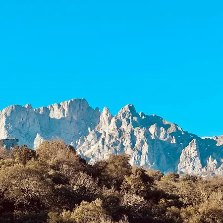 Monte Subiedes, Valle De شقة Camaleño